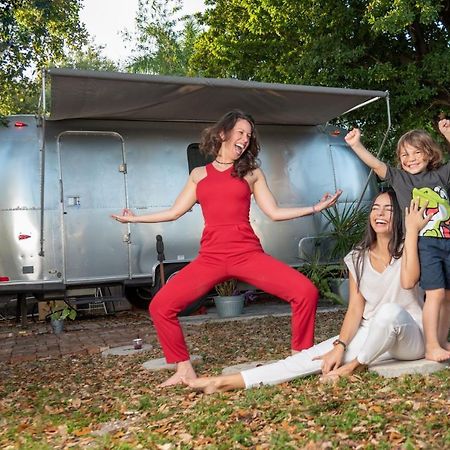 Airstream In The Center Of It All Miami Exterior photo